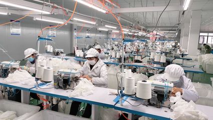 長嶺鎮 紡織服裝產業加速發展，服裝加工成為經濟新引擎